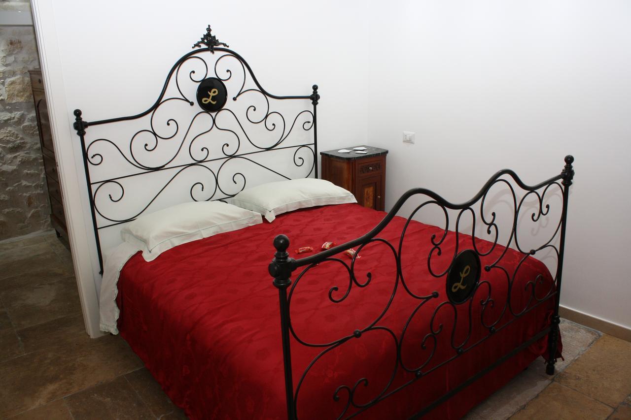 Lilla B&B Luxury Apartments Молфета Екстериор снимка